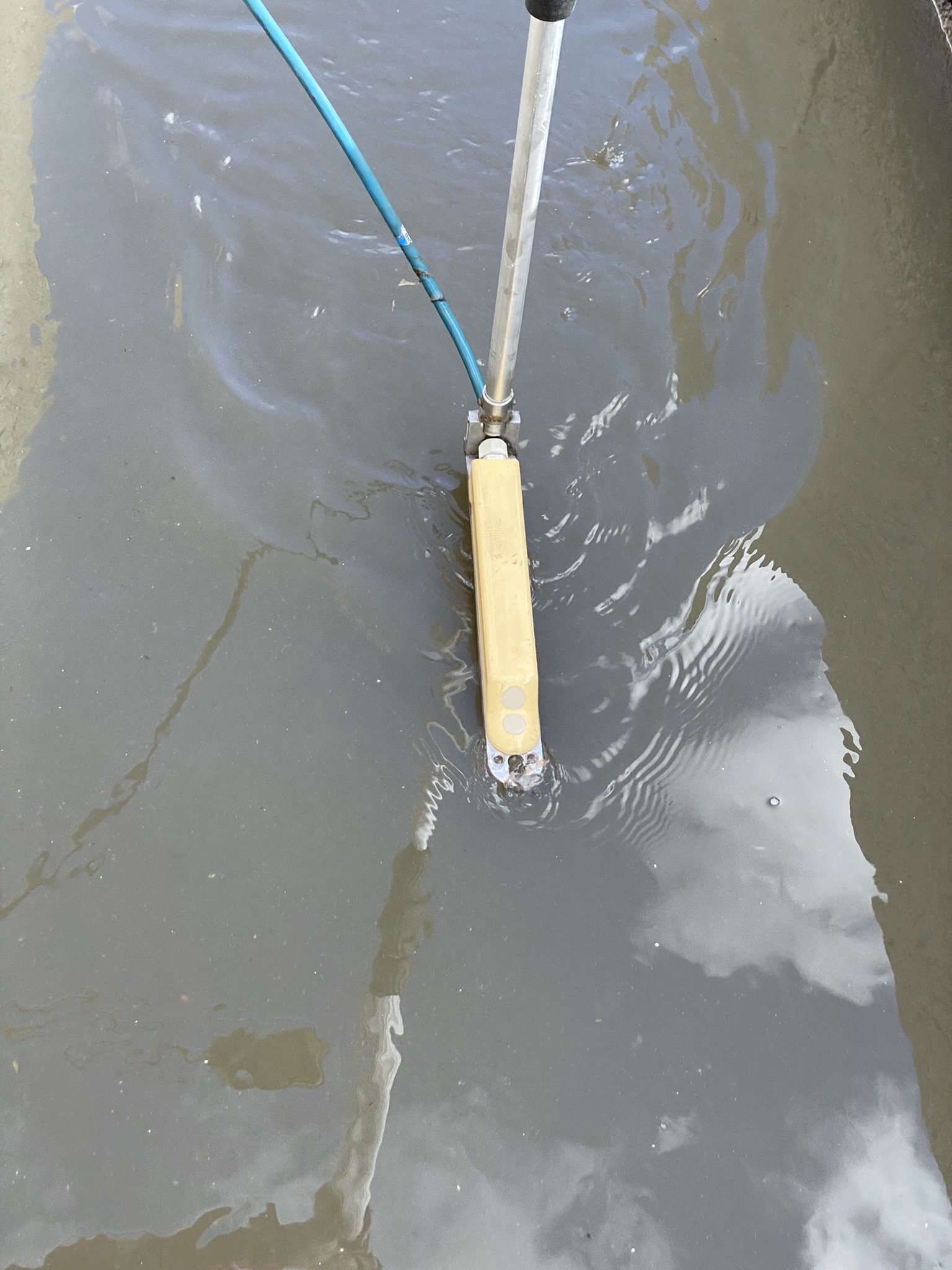 Verificación caudal de un canal parshall